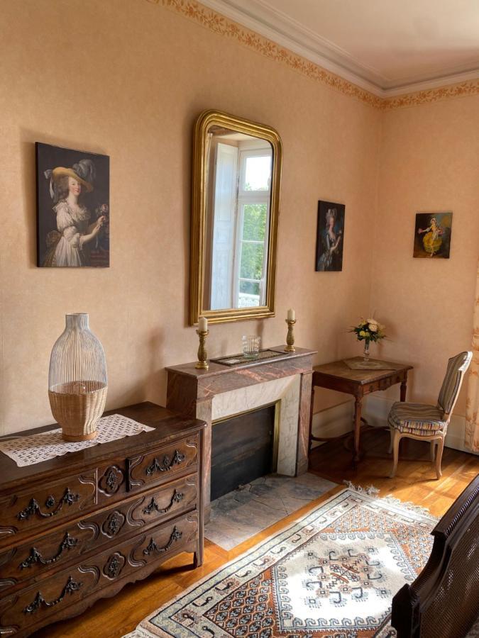 Chateau De St-Fulgent, Gite La Tour Saint-Fulgent Zewnętrze zdjęcie